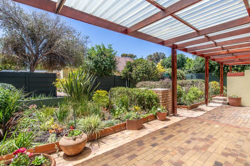 3 Bedroom Property for Sale in Bergvliet Western Cape